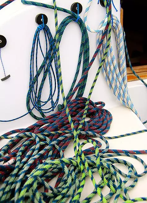 Lipat tali dengan benar sangat penting. Foto oleh penulis.