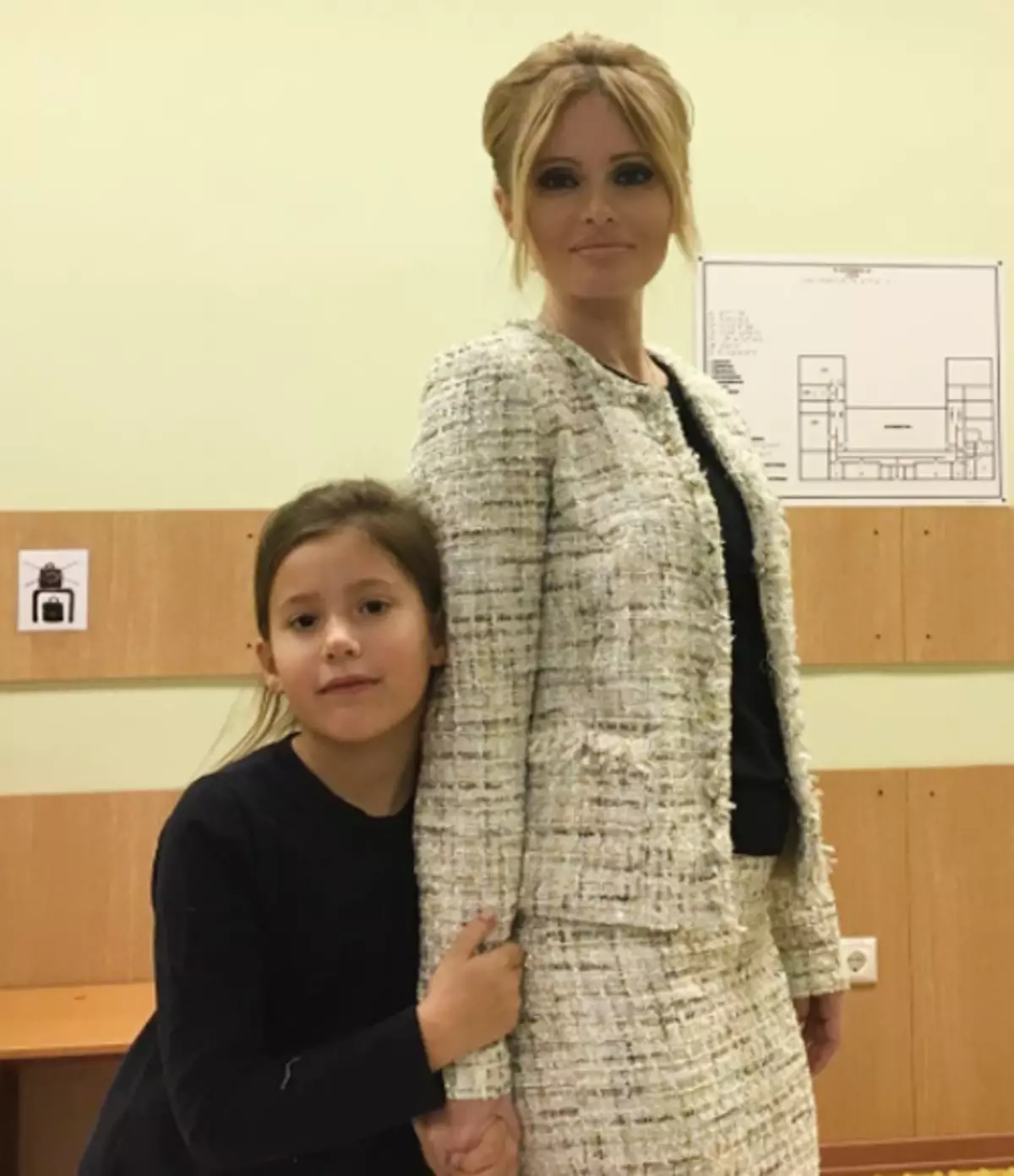 Dana Borisov innrømmet at han ikke hadde sett en datter i en måned