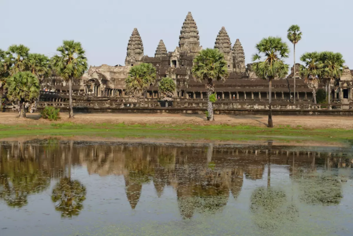 E puer Léift Jogging: Wéi eng Cambodia erzielt Touristen