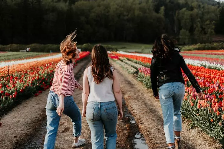 Jeans bezwen rechèch pa kalite fòm