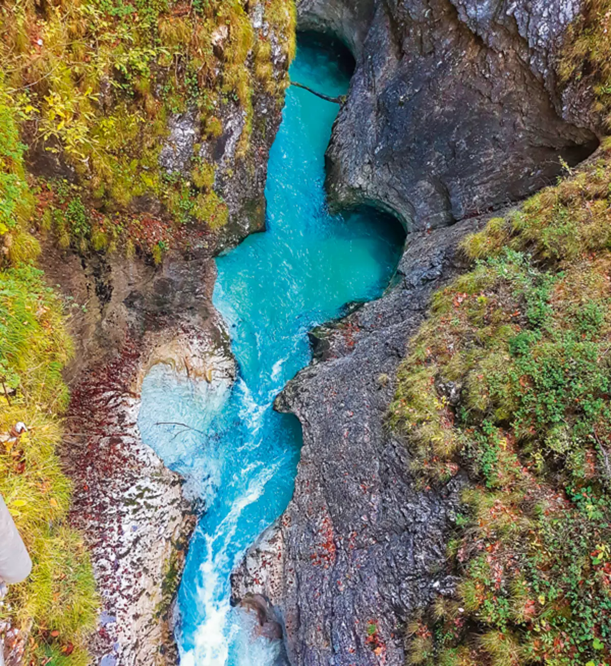 La gorge de l'Esprit Loytash s'appelle un lieu mystique