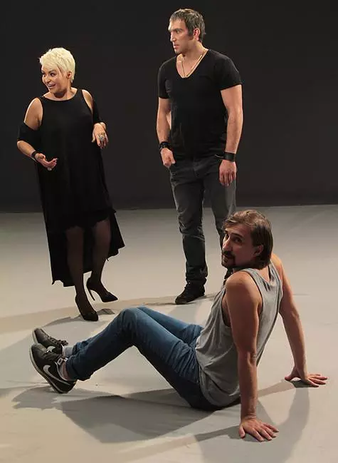 Op de set van een nieuwe video lachten Katya Lel en Alexander Bure veel.