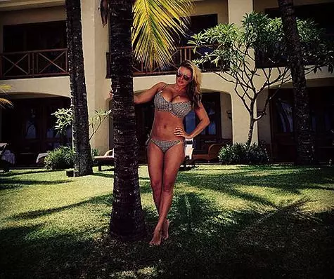 Anna Semenovich nan bikini. Foto: Instagram.com.