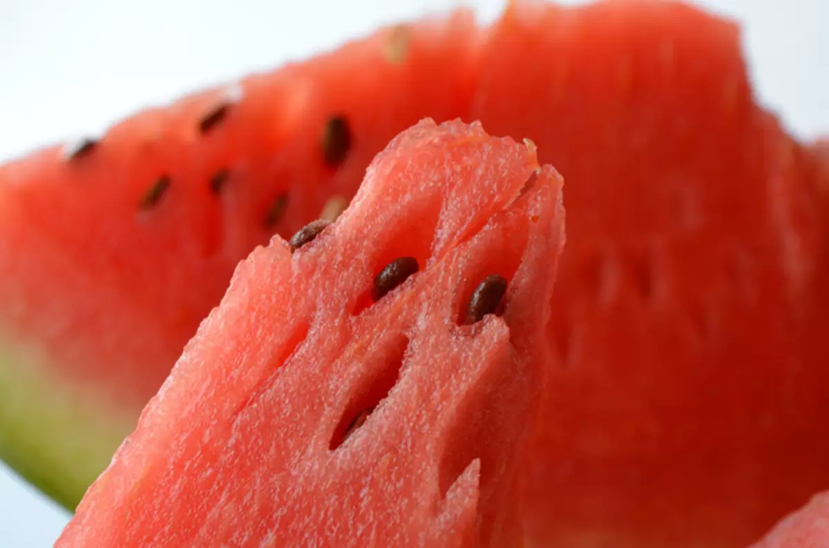 Cad is féidir a ullmhú ó watermelon