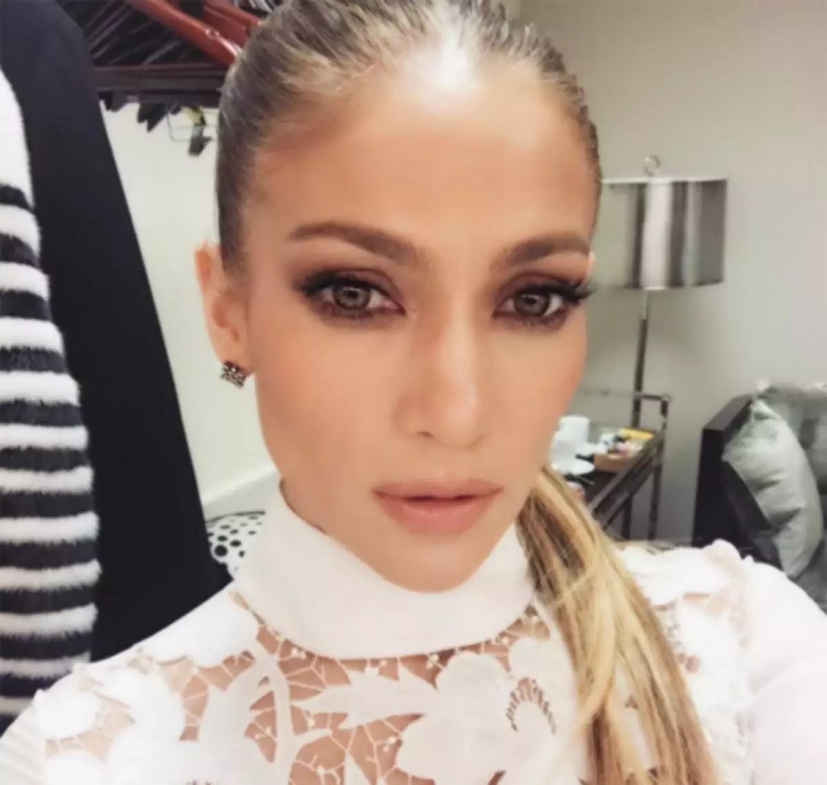 Jennifer Lopez no veu el cabell gris