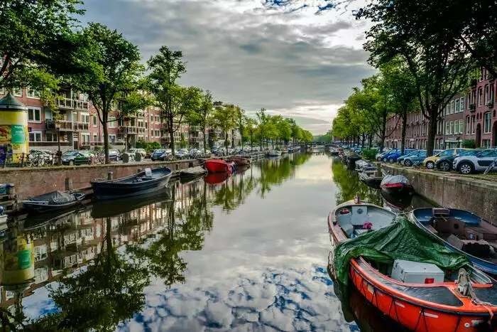 Amsterdam est simplement créé pour la conquête