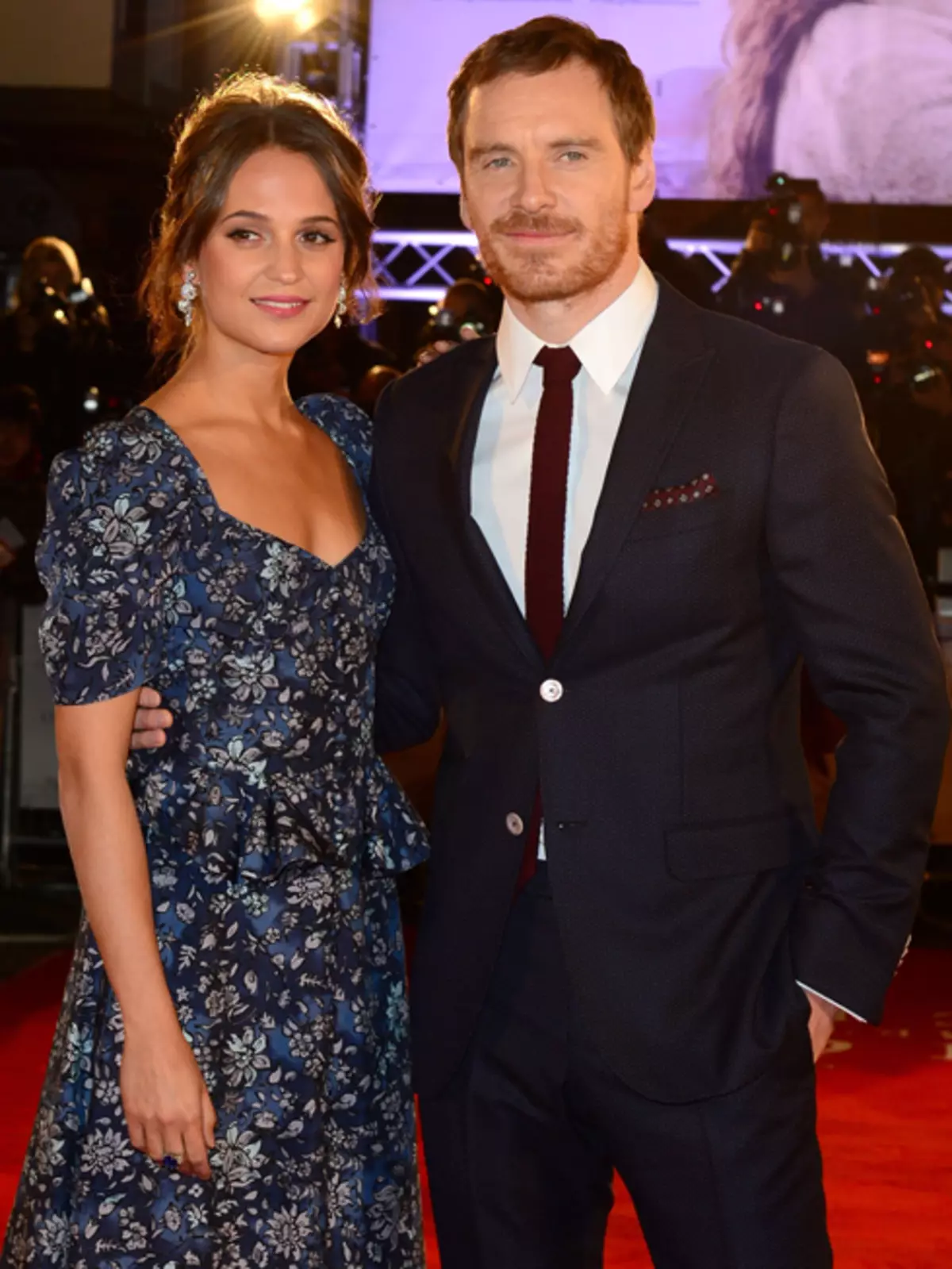 คู่ที่สวยงาม - Wikander และ Fassbender แยกกันอยู่พักหนึ่ง แต่ในไม่ช้าพวกเขาก็มารวมกัน