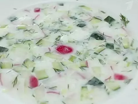 Okroshka در آب بهار. .