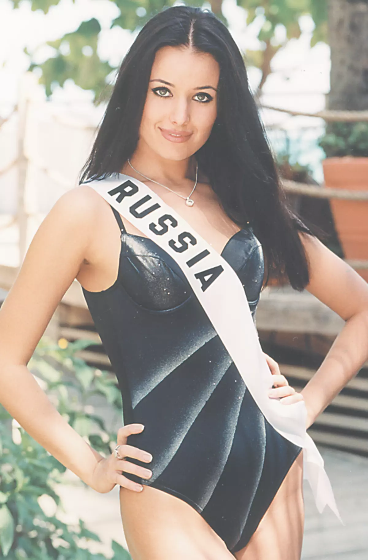 Sambany tamin'ny fifaninanana hatsaran-tarehy Oksana dia nahazo mpianatra hafa. Tamin'ny 2001, i Fedorov dia lasa malahelo an'i Rosia, ary ny taona iray hafa "Miss Universe"