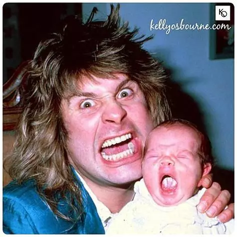 Ozzy Osbourne a Little Kelly Osbourne. Llun: Instagram.com/kellyosbourne.