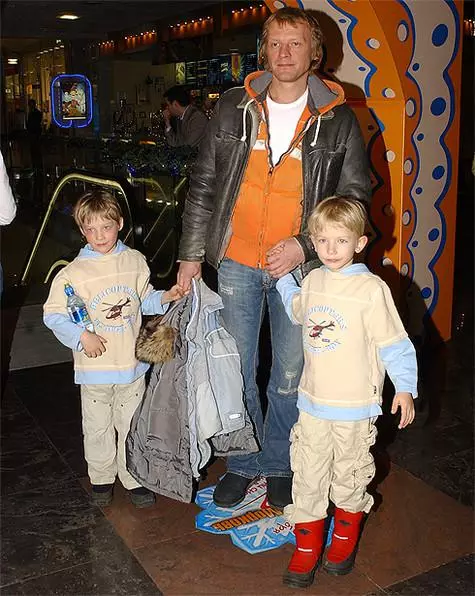 Alexey Serebryakov avec des fils. Photo: Sergey Ivanov.
