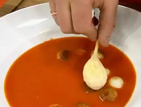 Polévka papeže rajče. .