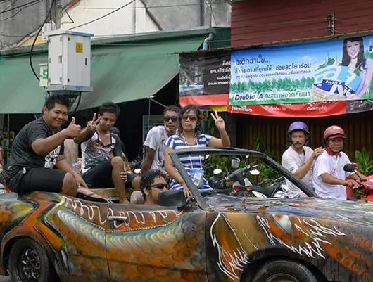 タイのママの注意：「タイでは、彼らは新年を3回祝いました」