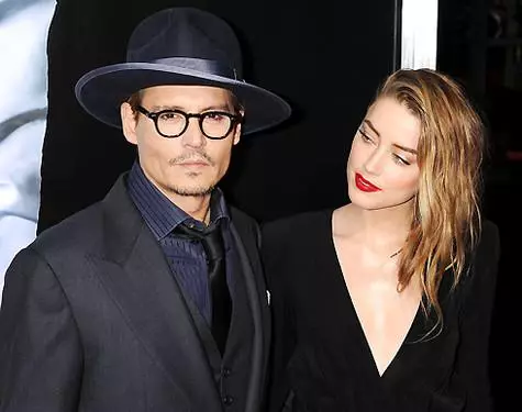 Johnny Depp agus Ember Hurd. Grianghraf: Rex Gnéithe / Fotodom.ru.