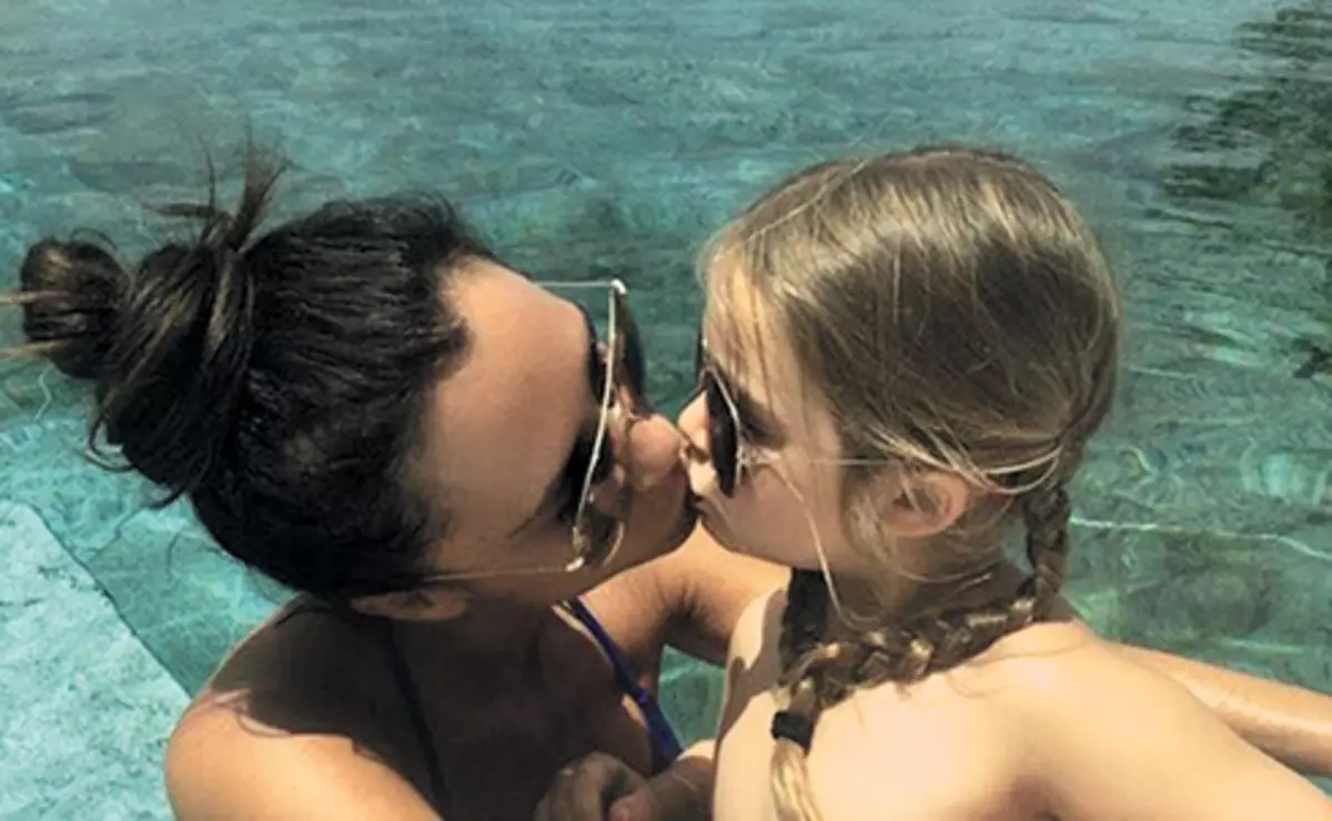 Victoria Beckham koos oma tütrega