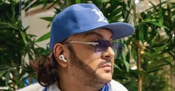 San yo pa boul nou pral jere: poukisa Kirkorov, Hilton ak lòt moun pa ka sispann ronje klou