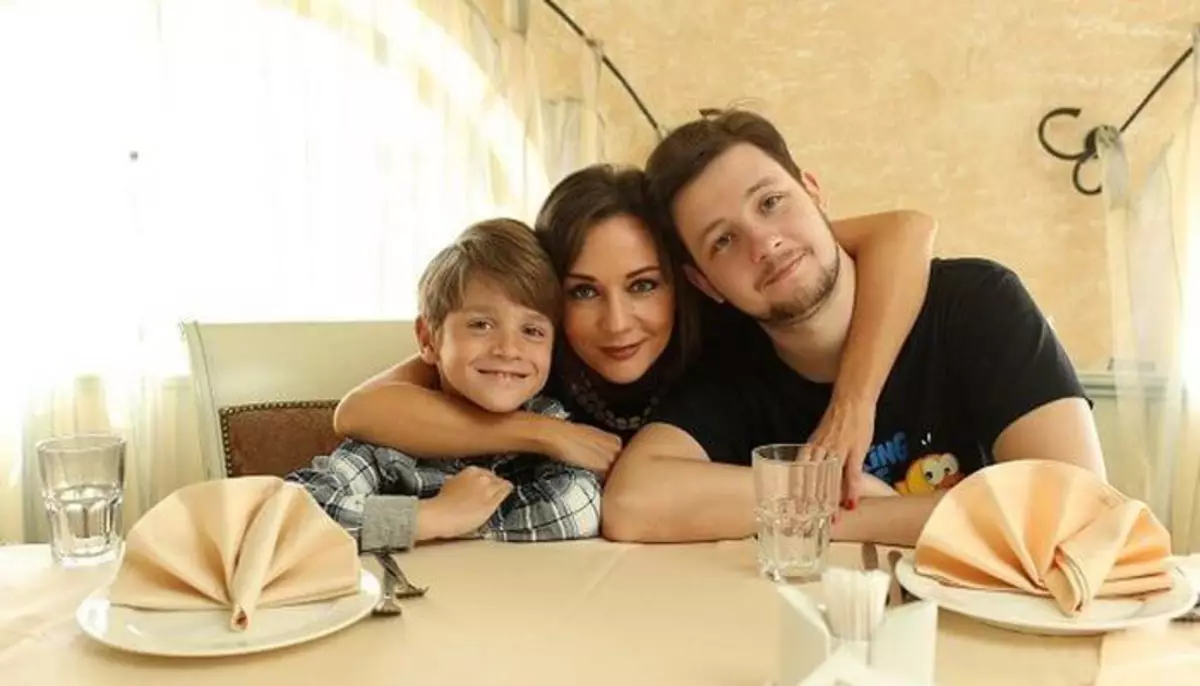 Od dva braka Tatiana ima dva sina. Aleksandar je sada stari dvadeset i šest godina. Njegov najmlađi brat Nikita - dvanaest