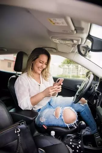 Вожња телефоном може проузроковати тренутни завршетак испита