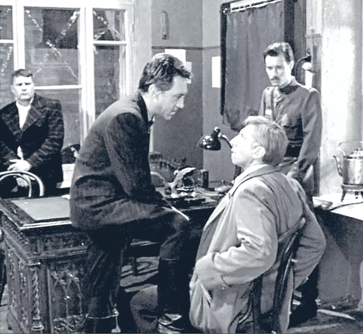 No verán de 1978, Vysotsky substituíu a Govorukhin por un tempo na cadeira do director